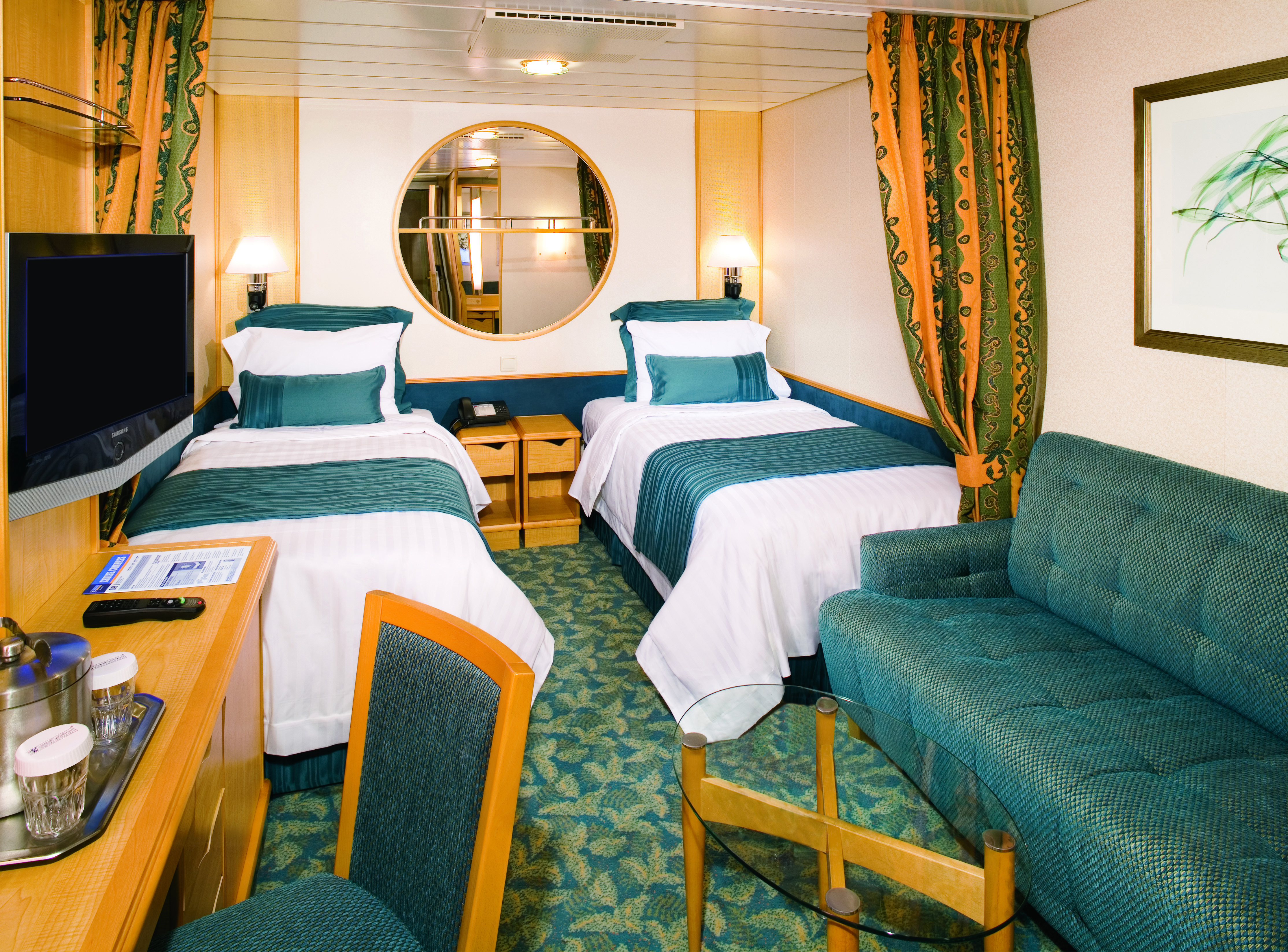 Royal Caribbean International Independence of the Seas interior stateroom 2.jpg